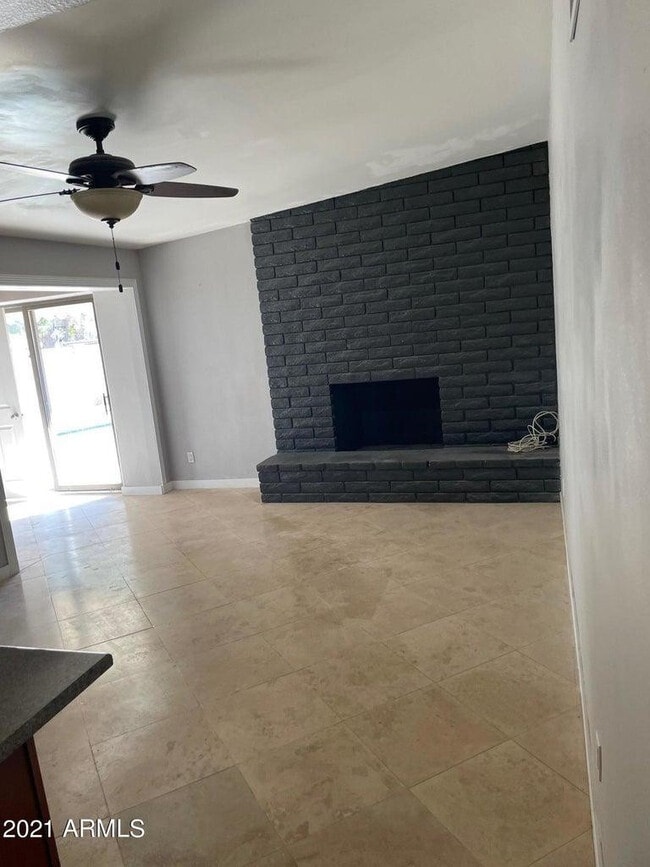 Photo - 1609 E Gaylon Dr