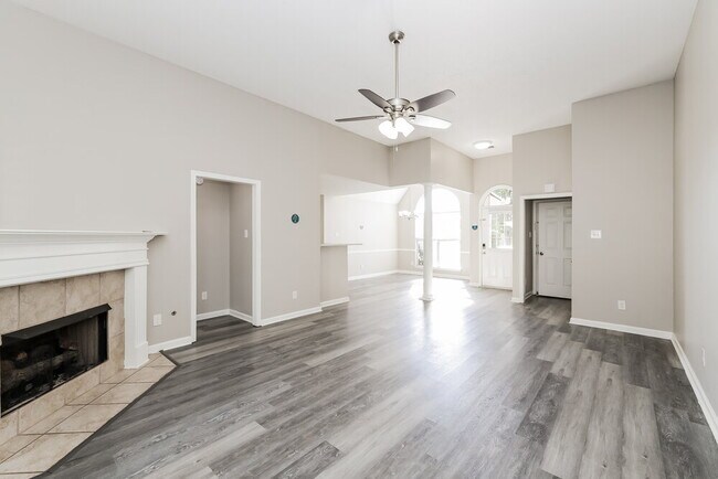 Photo - 6890 Seaside Dr