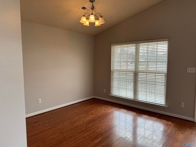 Photo - 124 Clover Ridge Dr