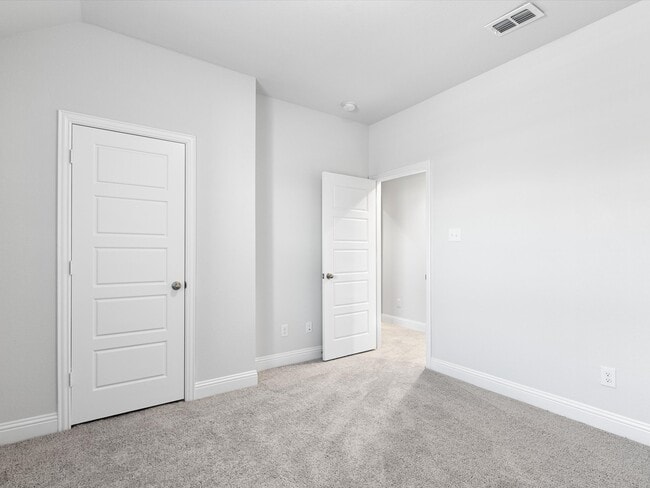 Photo - 6116 Bursey Rd