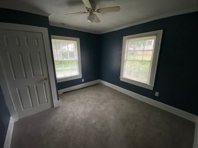 Photo - Bungalow in Gastonia