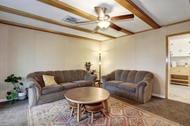 Photo - Beautiful Renovated 3/1 In Sacramento