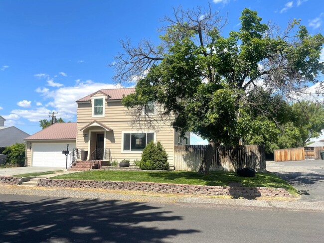 Photo - Beautifully Updated 4-Bedroom Home in the Heart of Richland