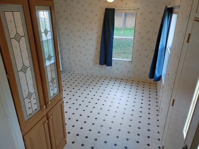 Photo - 218 Creektop Ct