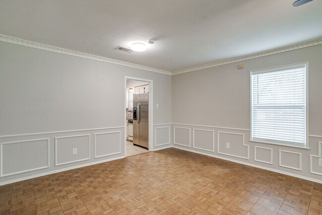 Photo - 1706 Larkspur Dr