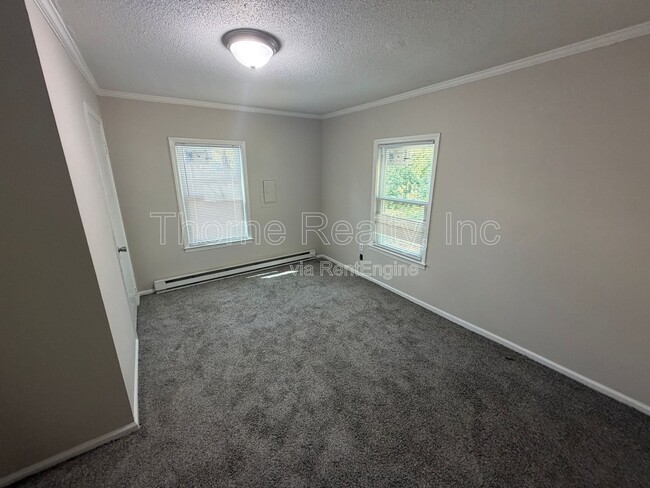 Photo - 702 E Phillips St