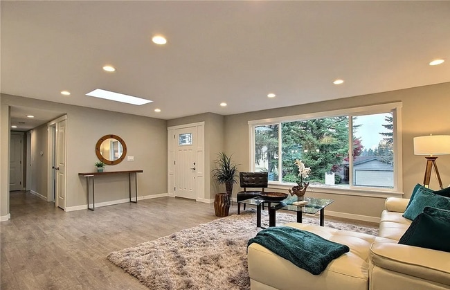 Photo - 1415 175th Pl NE