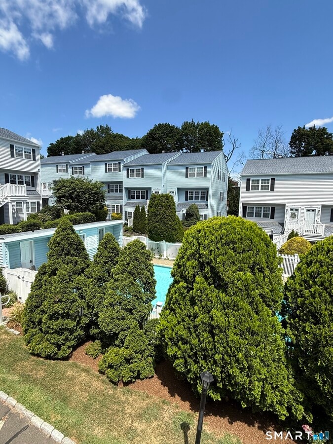 Photo - 14 1/2 Fairview Ave Unit D6