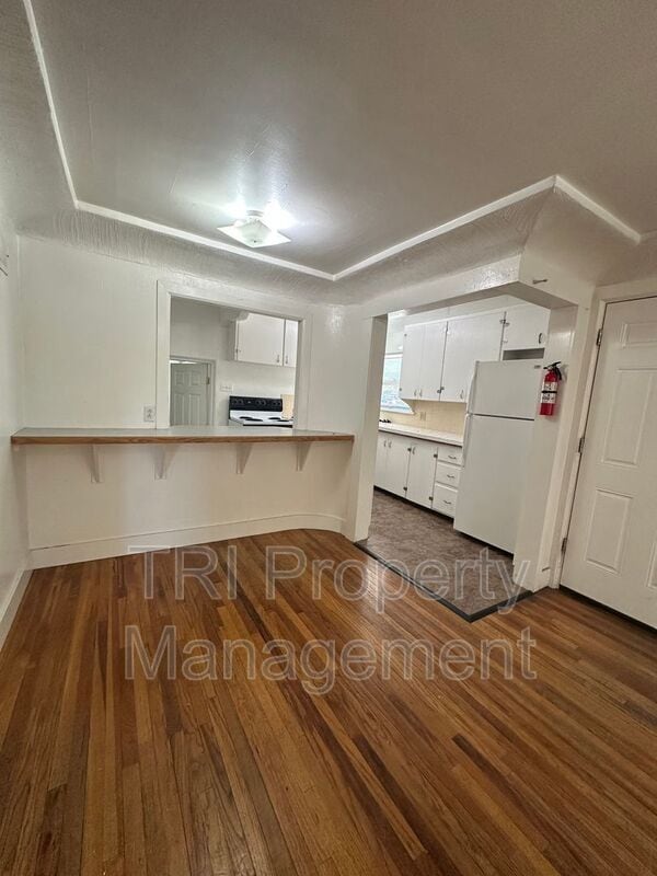 Photo - 2304 9th Ave