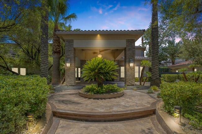 Building Photo - Guard-Gated Fully Furnished Luxury Estate in Seven Hills!