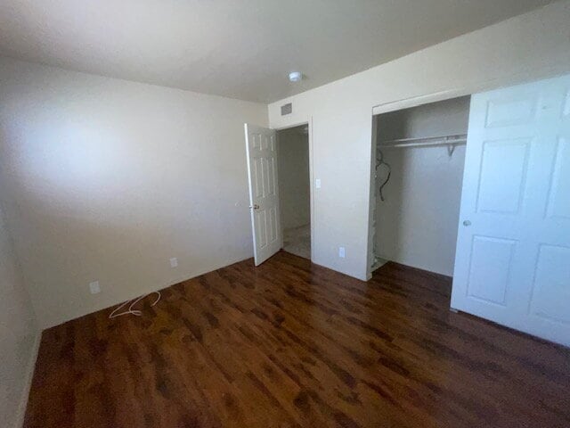 Photo - "Chic & Cozy 2-Bedroom Haven with Hardwood Charm in Las Vegas!" Unidad 2