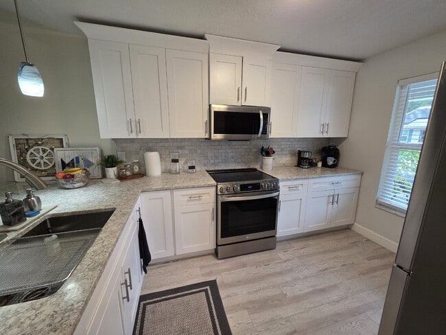 Photo - Updated full furnished 2/2 villa in great Safety Harbor location.