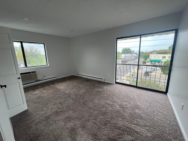 Bedroom - 300 Seaside Ave Unit 3C