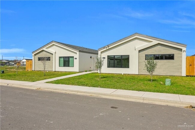 Photo - 23 Robin Rd Unit Apt#3