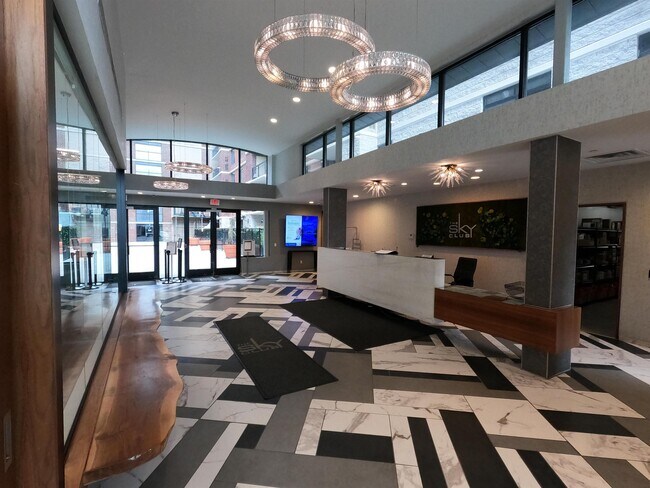 Building Photo - 700 1st St Unit 5G