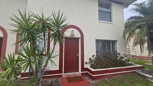 Photo - 1702 Shady Ridge Ct House