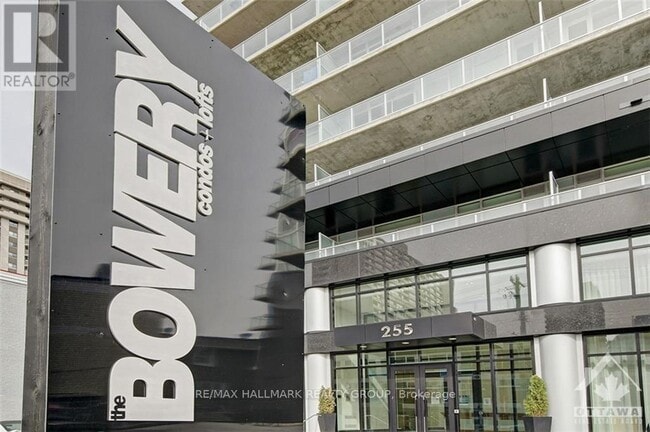 Photo - 255 Bay St Unit 1410