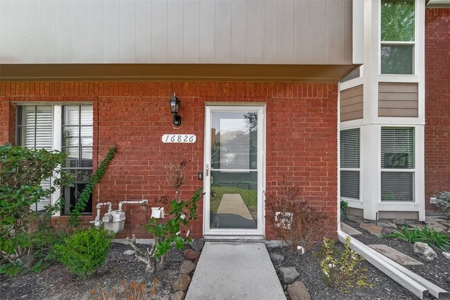 Photo - 16826 Holly Trail Dr