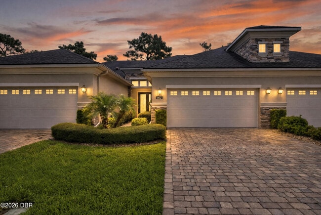 Photo - 802 Aldenham Ln