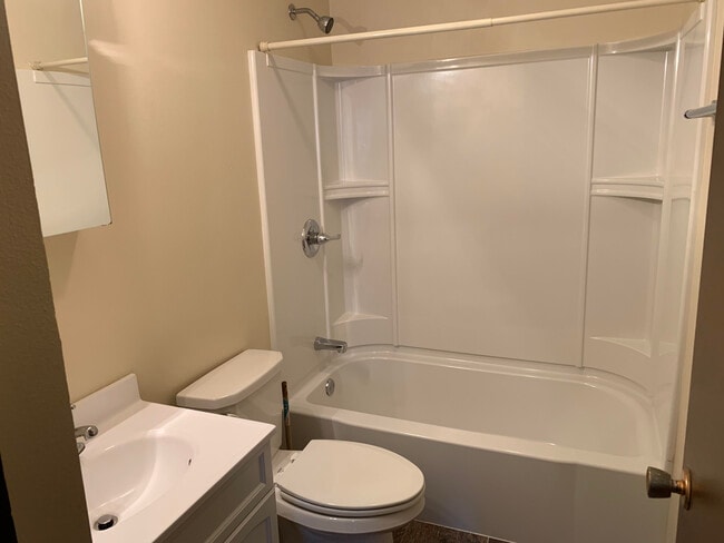 Photo - 3025 Elaine Dr NW