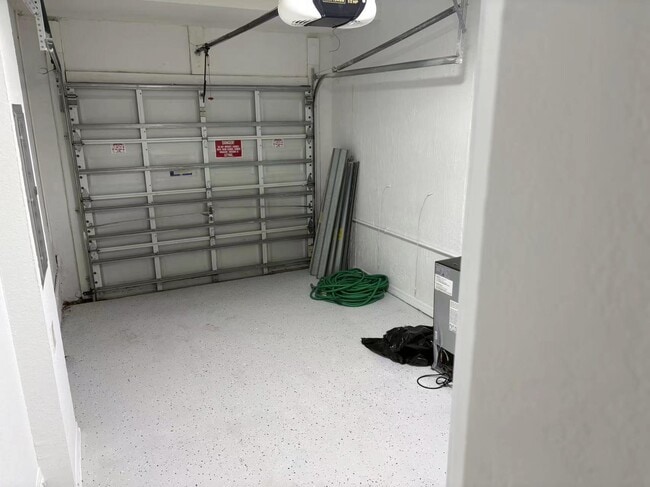Photo - 11500 NW 33rd St