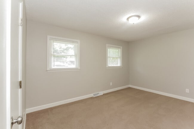 Photo - 4808 Jamee Dr