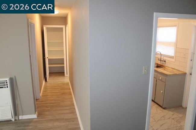 Photo - 400 33rd St Unidad 400