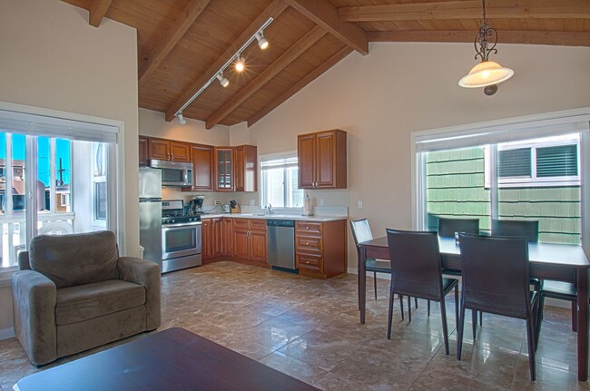 Photo - 108 28th St Unidad B