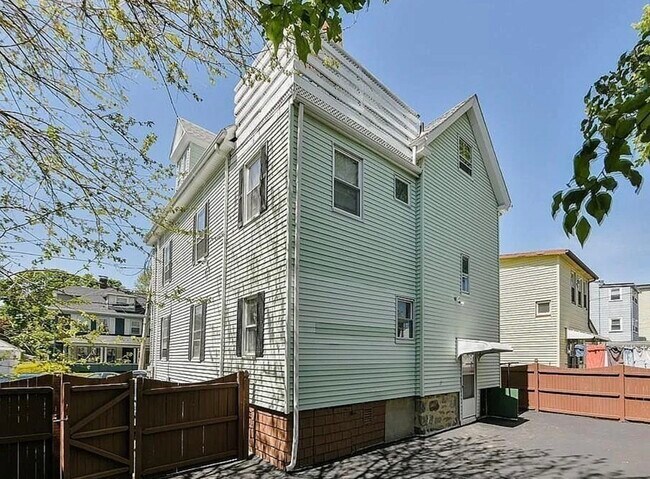 Photo - 23 Fairmont St Unidad 3