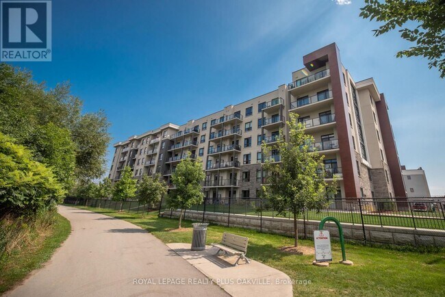 Photo - 125 Shoreview Pl Unité 214