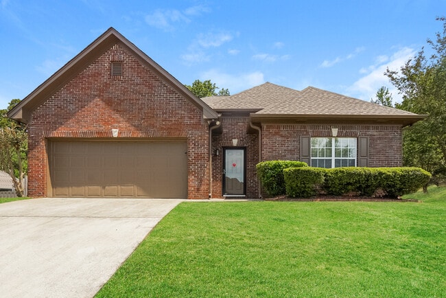 Building Photo - 325 Bedford Cir