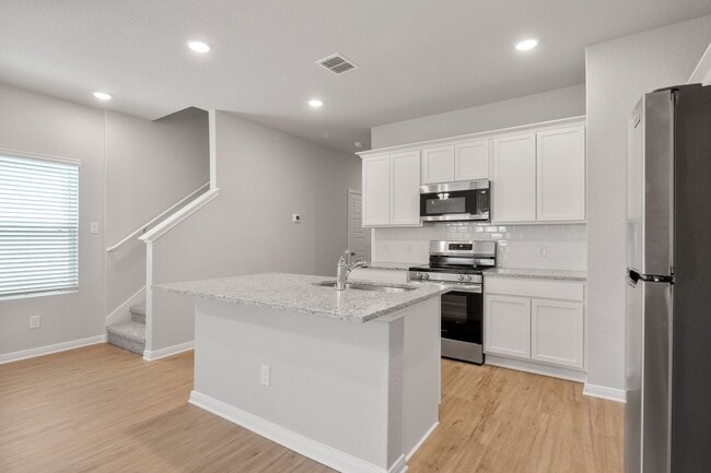 Photo - Brand New, Never Lived In!