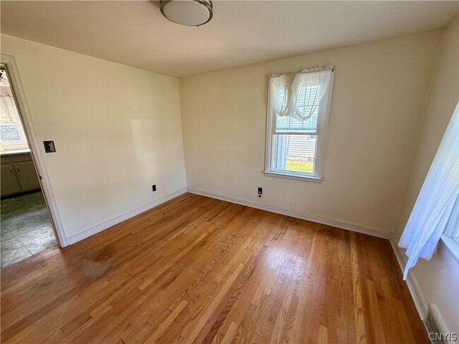 Photo - 116 Chestnut Hill Dr