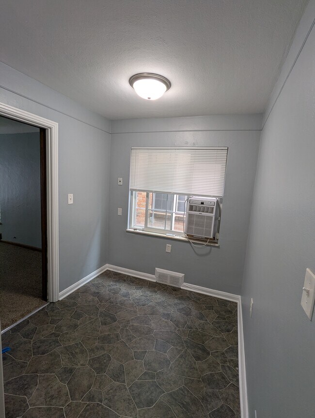 3805 Torrance Dr Unit 2