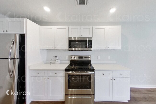 Photo - 11 Camper Cir