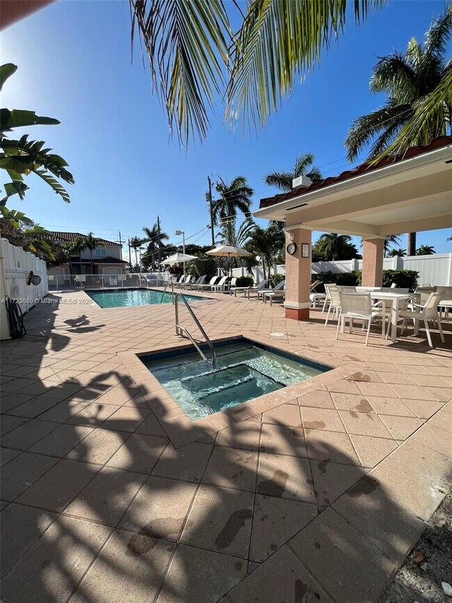 Photo - 2333 SE 5th St