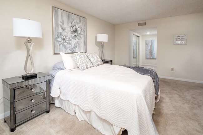 Bedroom - Azalea Hill