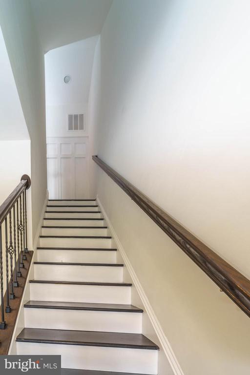 23503 Adagio Terrace