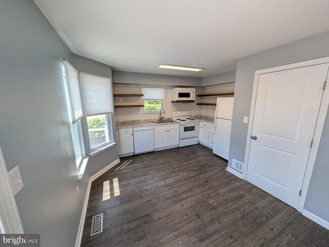 Photo - 15300 Gunsmith Terrace