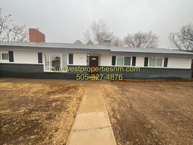 3 Bed, 2 Bath Home - 3 Bed, 2 Bath Home