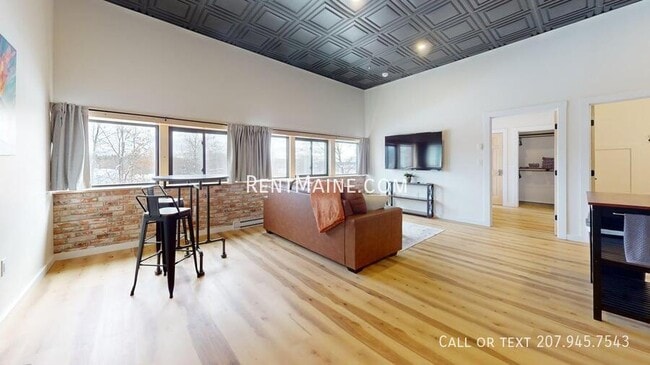 113 N Lancey St Unit 205