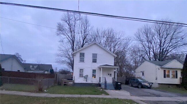 Photo - 318 Otisco St