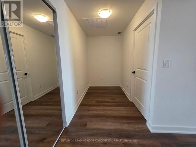 Photo - 2075 Lakeshore Rd. Unit 807