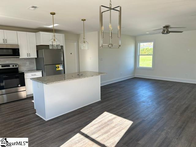 141 Baileyview St