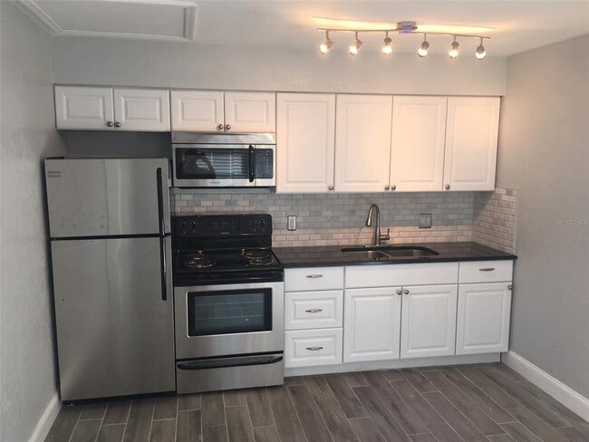 Photo - 214 12th Ave N Unit B