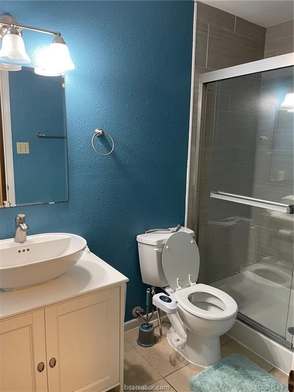 Photo - 904 University Oaks Blvd