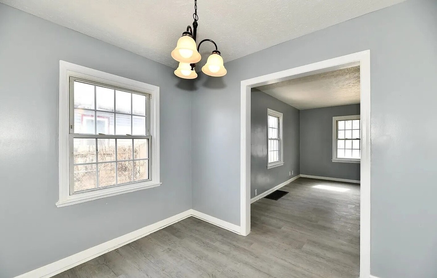 Photo - 3910 E 34th St