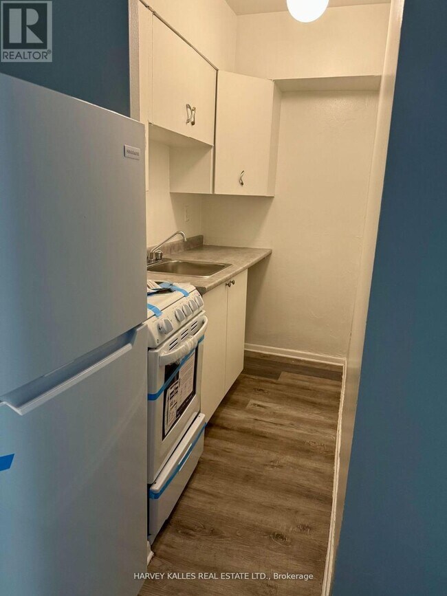 Photo - 1582 Bathurst St Unité 203