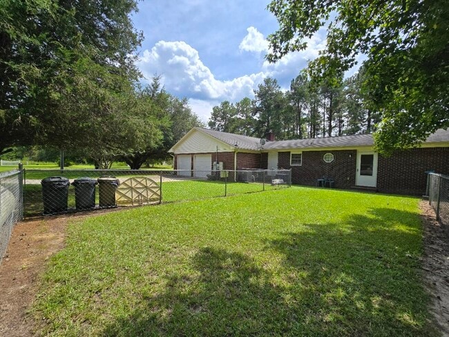 Building Photo - 4665 Ellerbe Mill Rd Rental