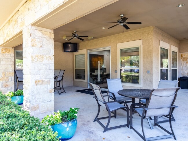 Entertain poolside with an outdoor grilling area and dine al fresco - Alister Oak Hill
